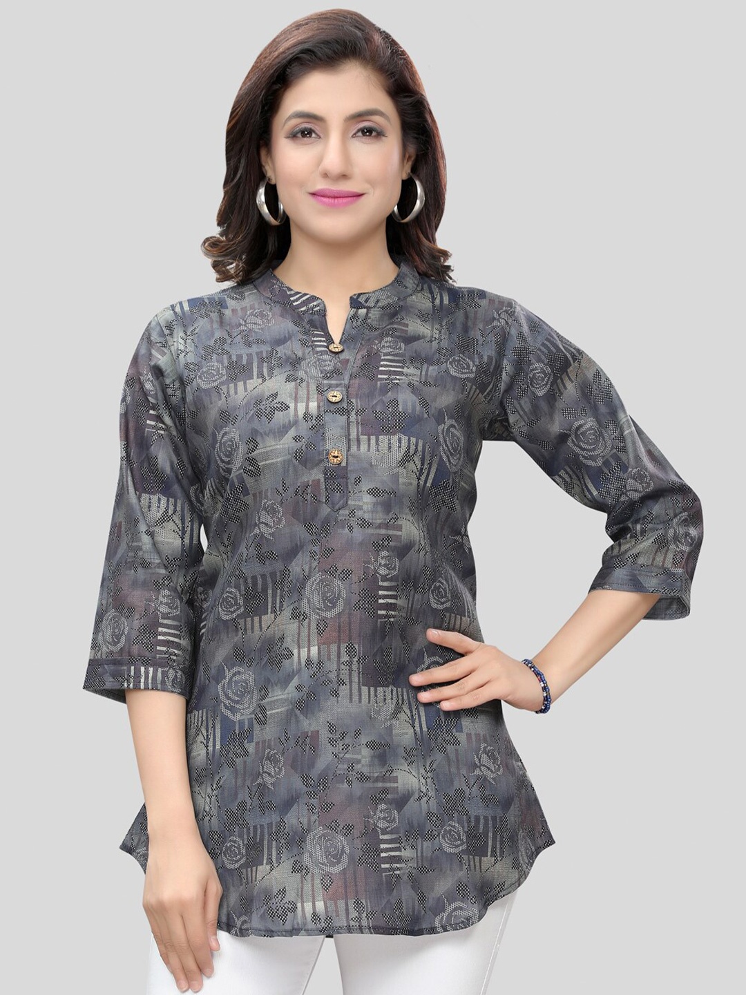 

Saree Swarg Floral Printed Kurti, Grey