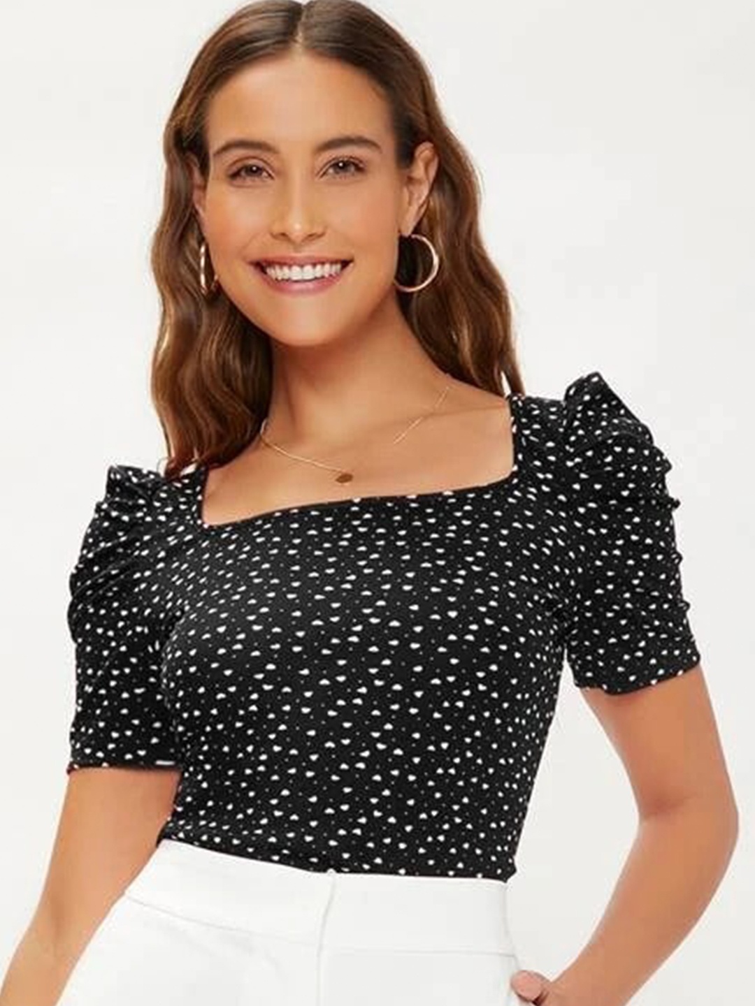 

RAJOVATI Conversational Printed Square Neck Puff Sleeves Top, Black