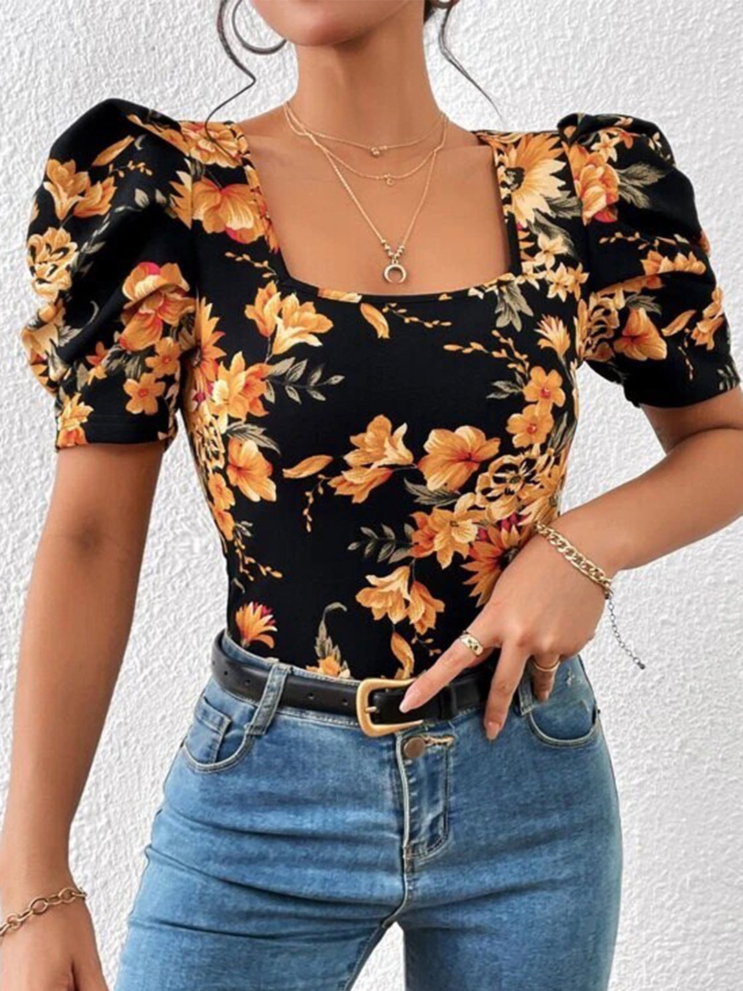 

RAJOVATI Floral Printed Square Neck Puff Sleeves Fitted Top, Black