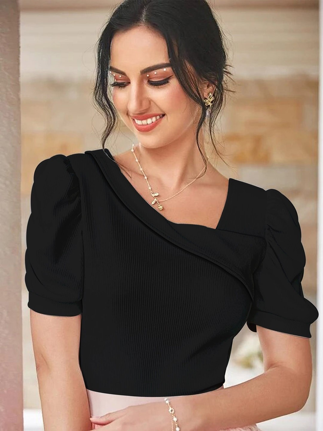 

RAJOVATI Puff Sleeves Fitted Top, Black