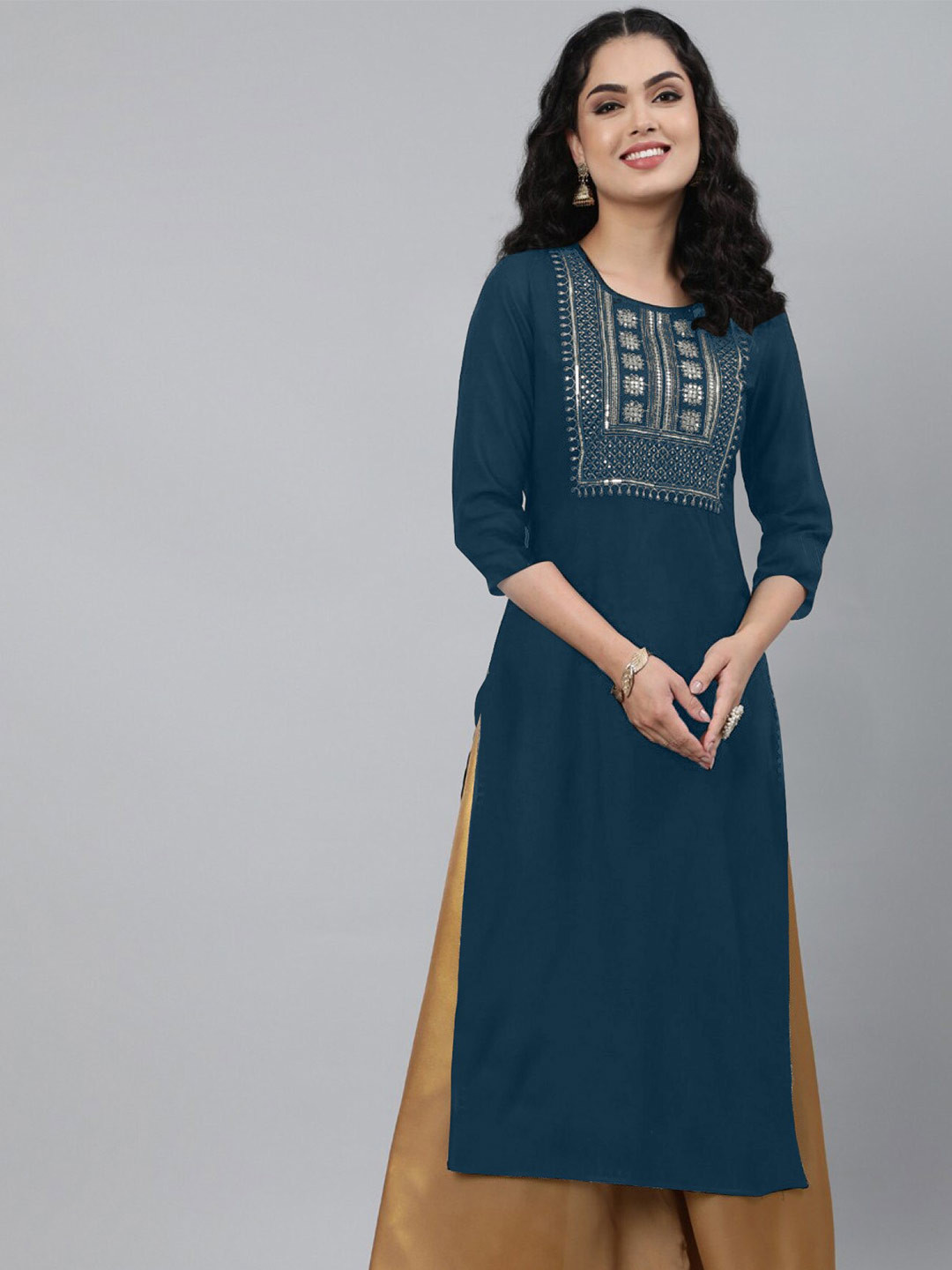 

Femvy Yoke Design Sequinned Kurta, Teal