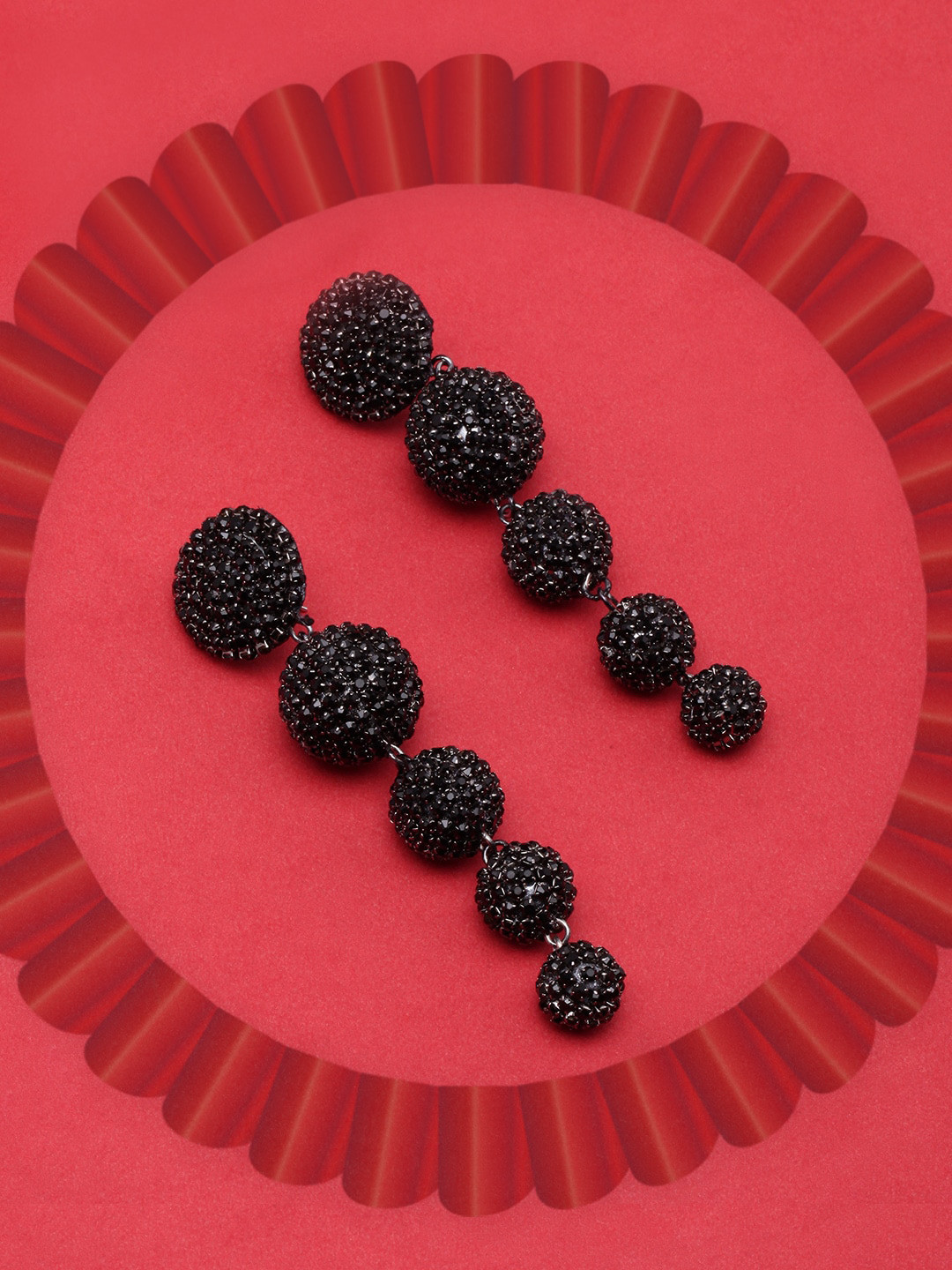 

DressBerry Black Circular Drop Earrings