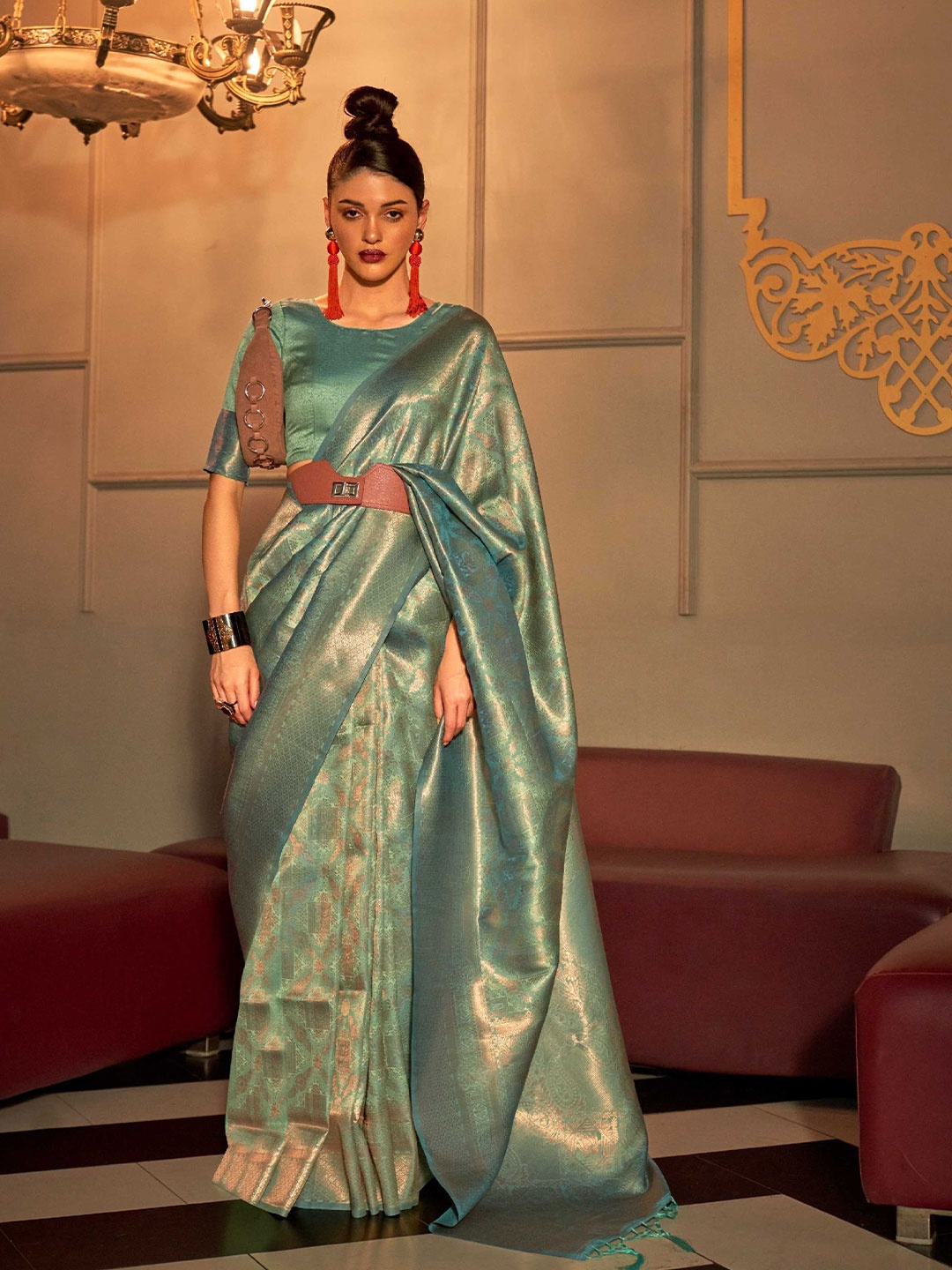 

Mitera Green & Gold-Toned Floral Woven Design Zari Kanjeevaram Saree