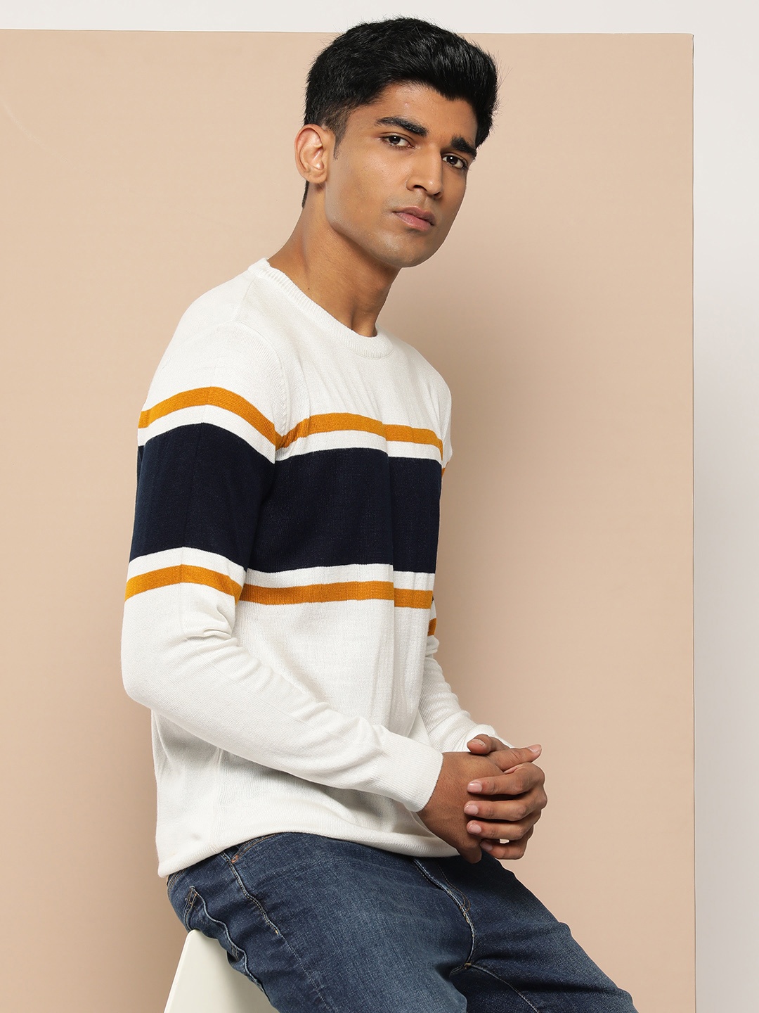 

INVICTUS Striped Pullover, White