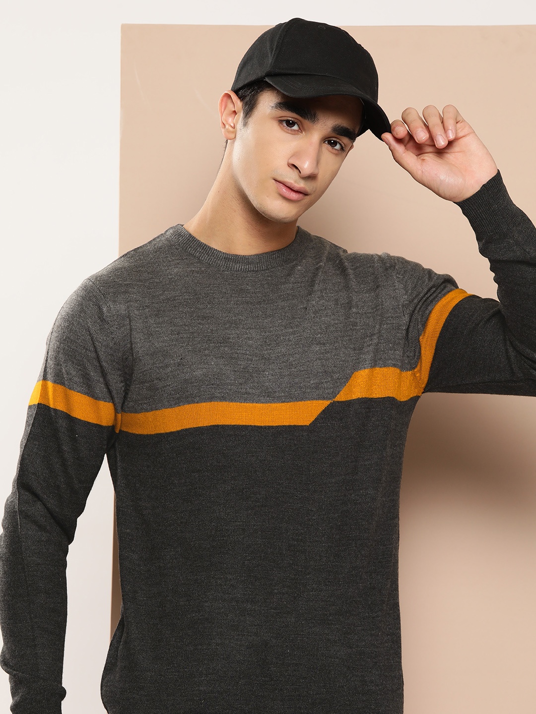 

INVICTUS Pure Acrylic Colourblocked Pullover, Grey