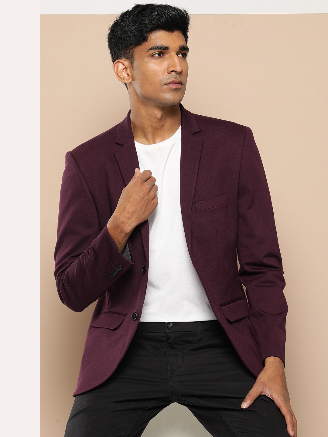 

INVICTUS Slim Fit Notched Lapel Collar Single-Breasted Blazer, Burgundy