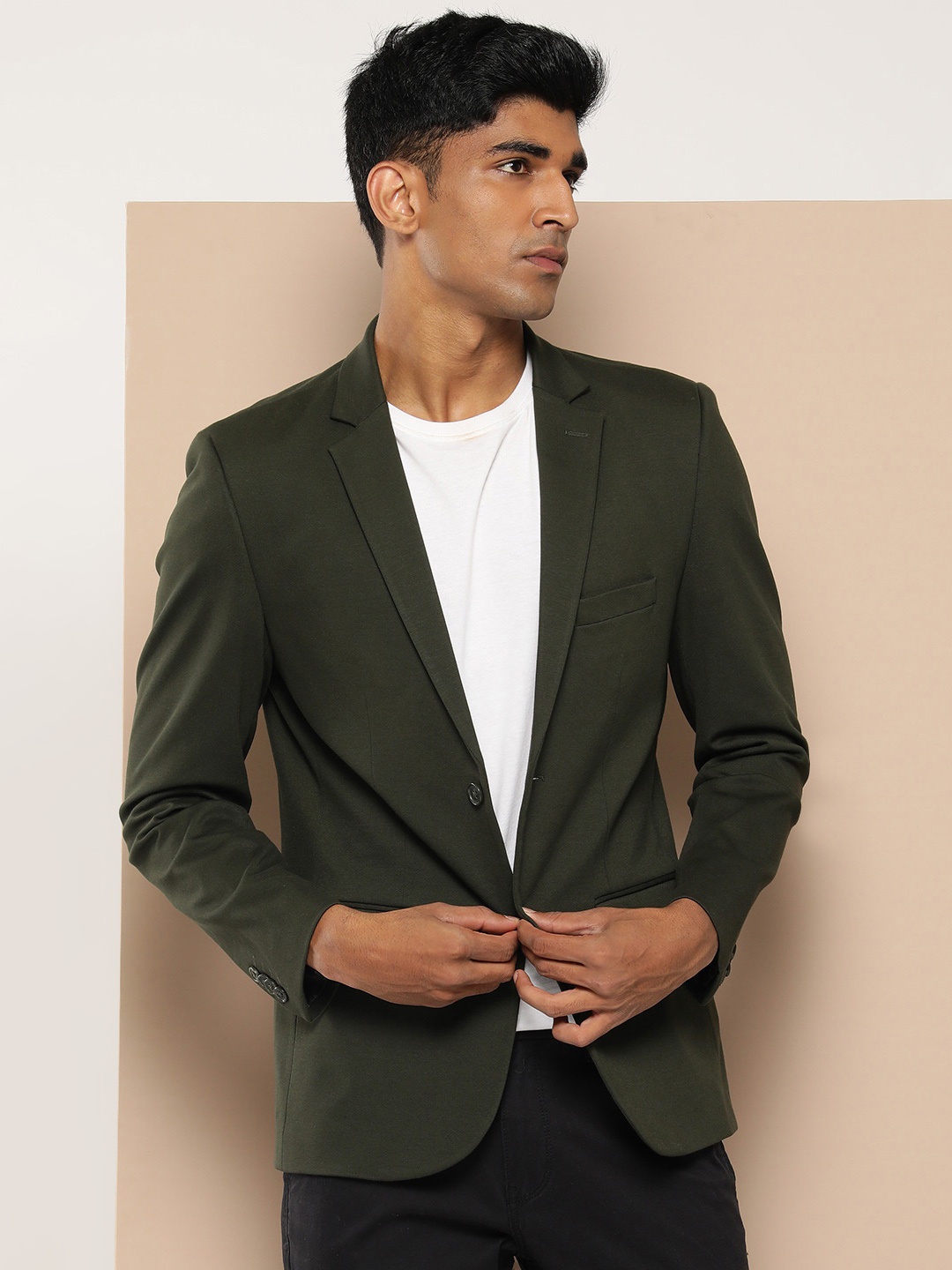 

INVICTUS Slim Fit Notched Lapel Collar Single-Breasted Blazer, Olive