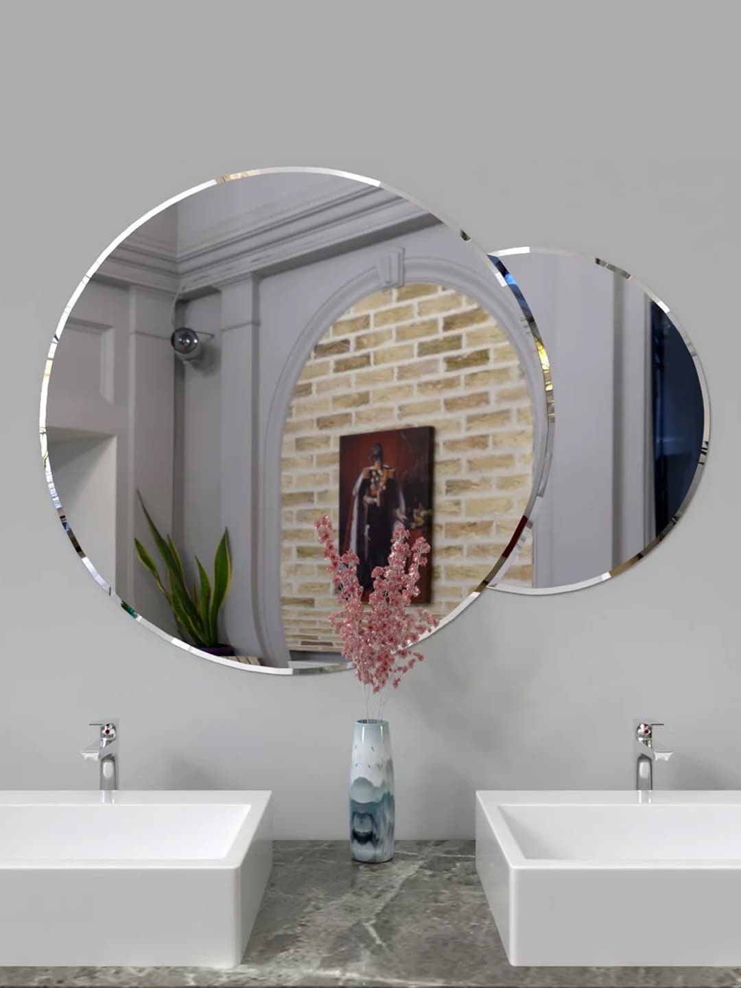 

WALLMANTRA Frameless Beveled Circular Bathroom Mirror, Silver