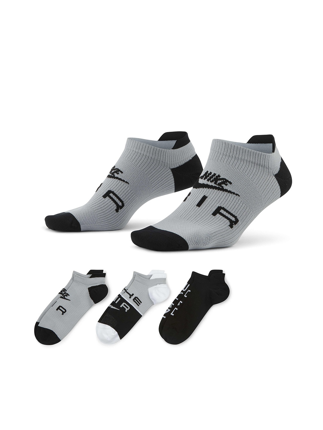 

Nike Air Women Pack Of 3 Everyday Plus Patterned Cotton Ankle Length Socks, Grey