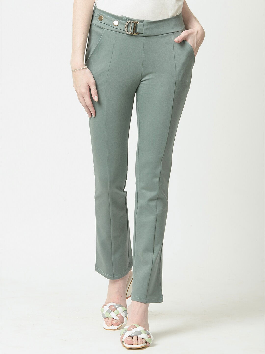 

urSense Women Mid Rise Relaxed Fit Stretchable Treggings, Green