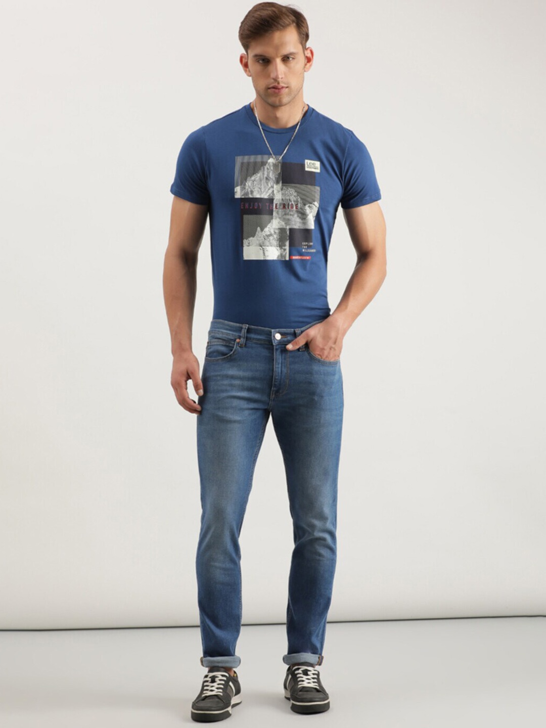 

Lee Men Blue Slim Fit Heavy Fade Stretchable Clean Look Jeans