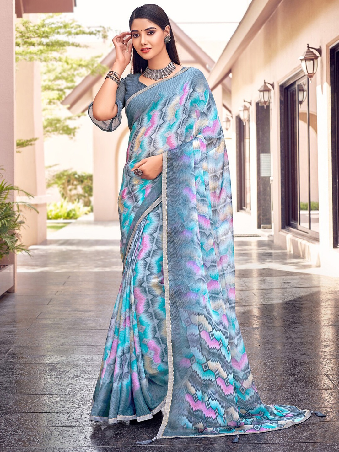 

Kasak Printed Pure Chiffon Saree, Blue