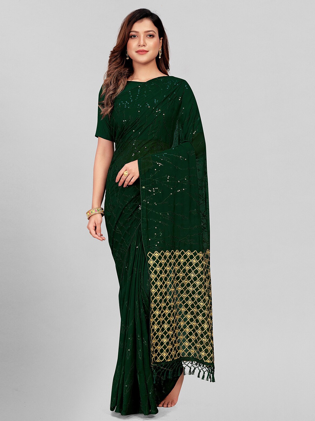 

KALINI Embellished Sequinned Pure Georgette Saree, Green