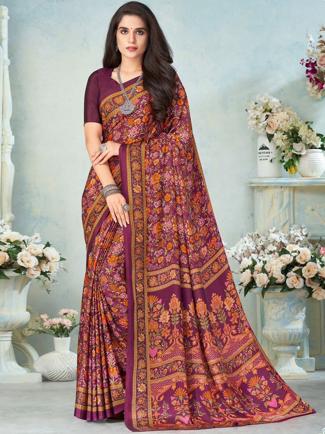 

ODETTE Floral Printed Saree, Purple