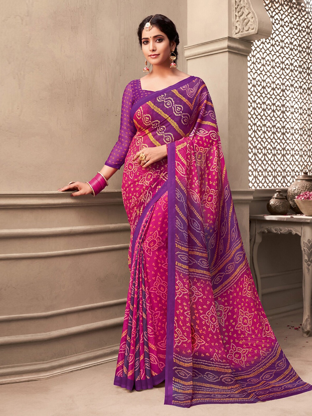 

ODETTE Bandhani Printed Saree, Pink