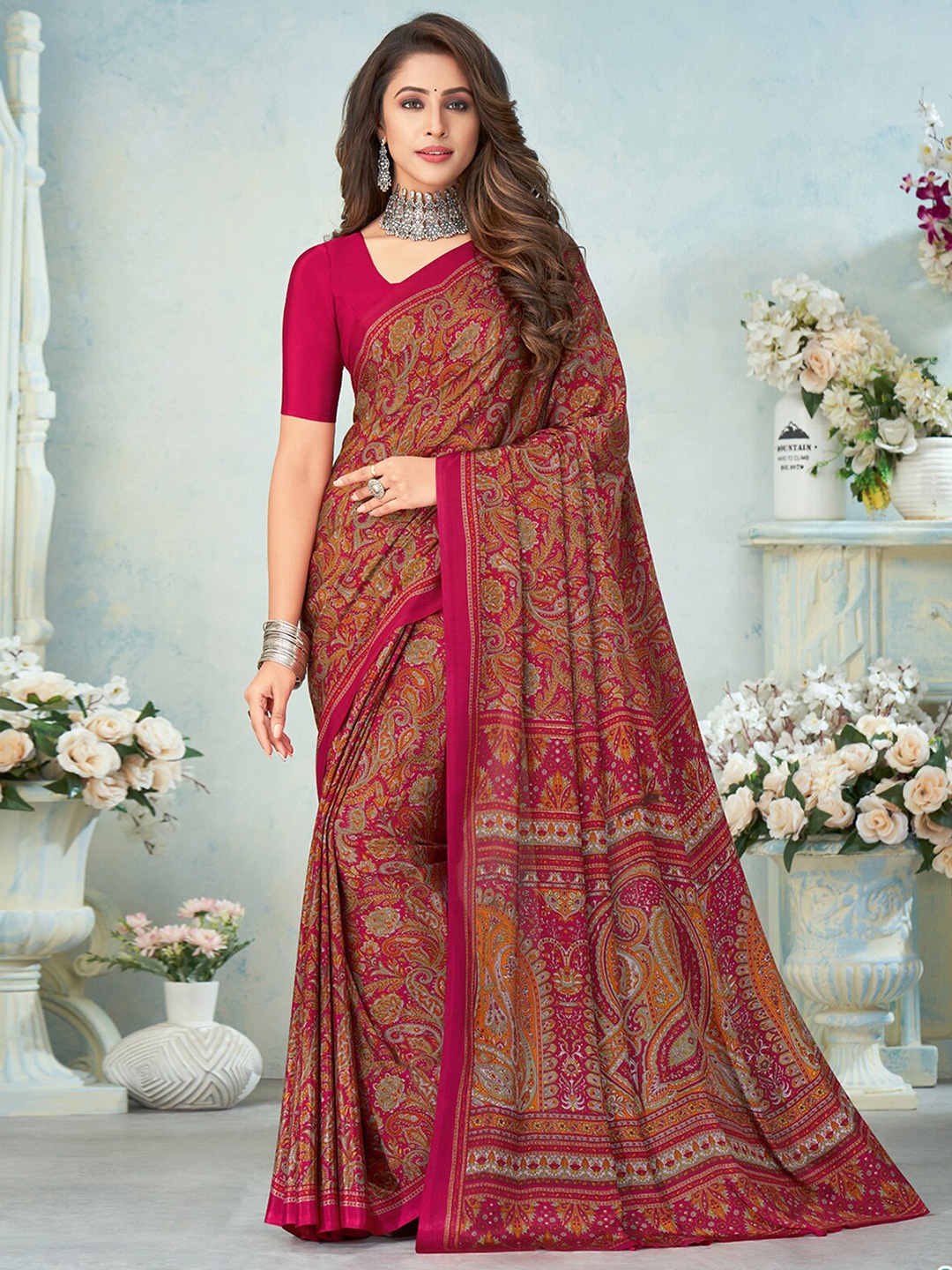 

ODETTE Ethnic Motifs Printed Saree, Maroon