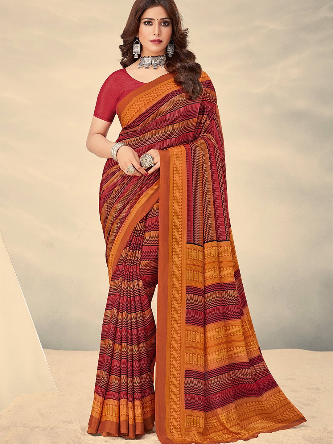 

ODETTE Chevron Printed Saree, Red