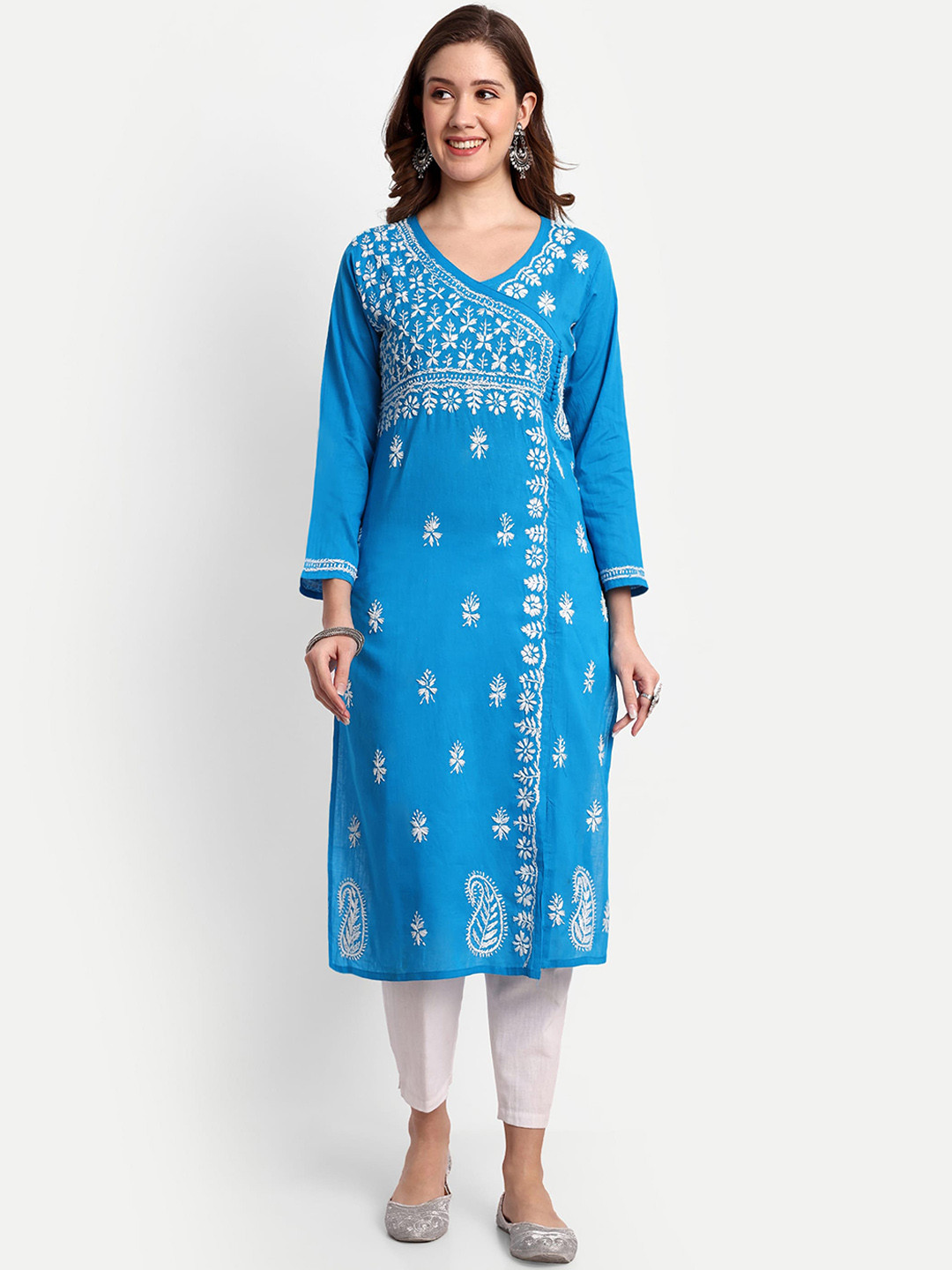 

Indiankala4u Floral Embroidered Cotton Kurta, Turquoise blue