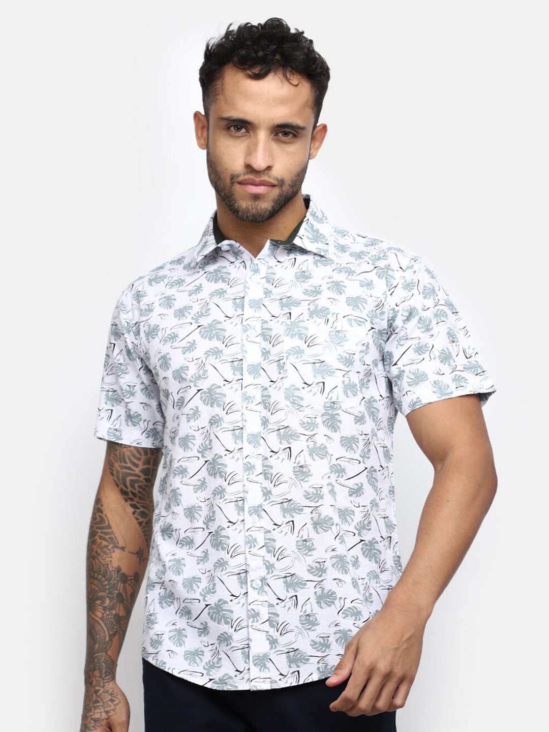 

V-Mart Slim Fit Tropical Printed Cotton Casual Shirt, White