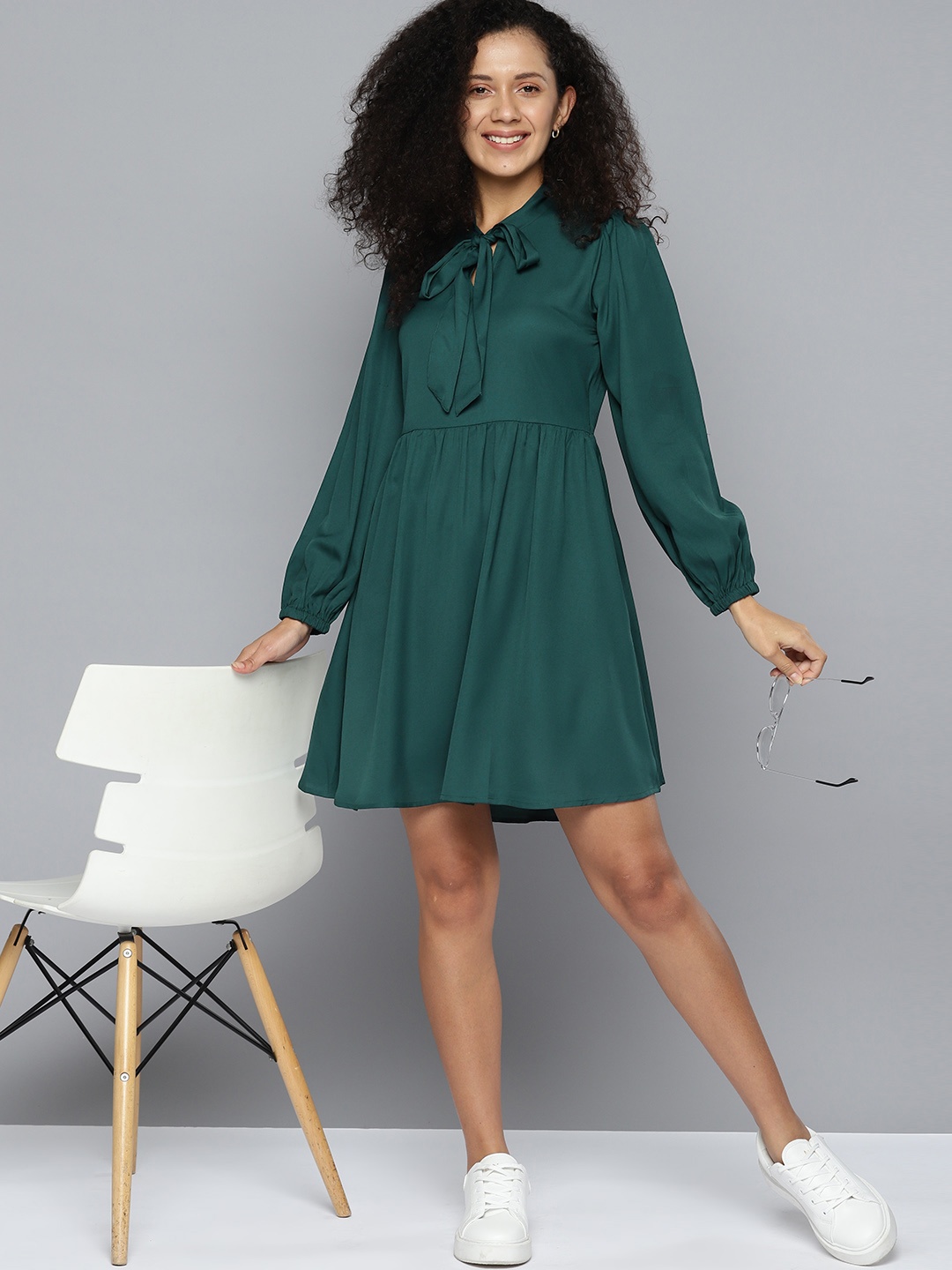 

Mast & Harbour Tie-Up Neck Puff Sleeve A-Line Dress, Green