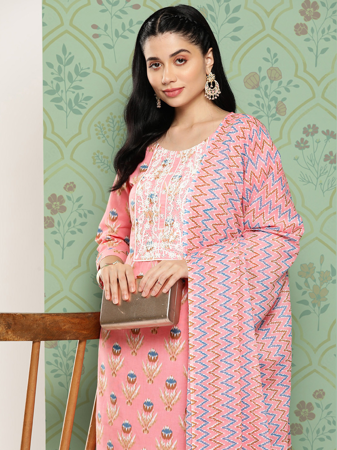 

Yufta Floral Embroidered Regular Pure Cotton Kurta with Trousers & With Dupatta, Peach