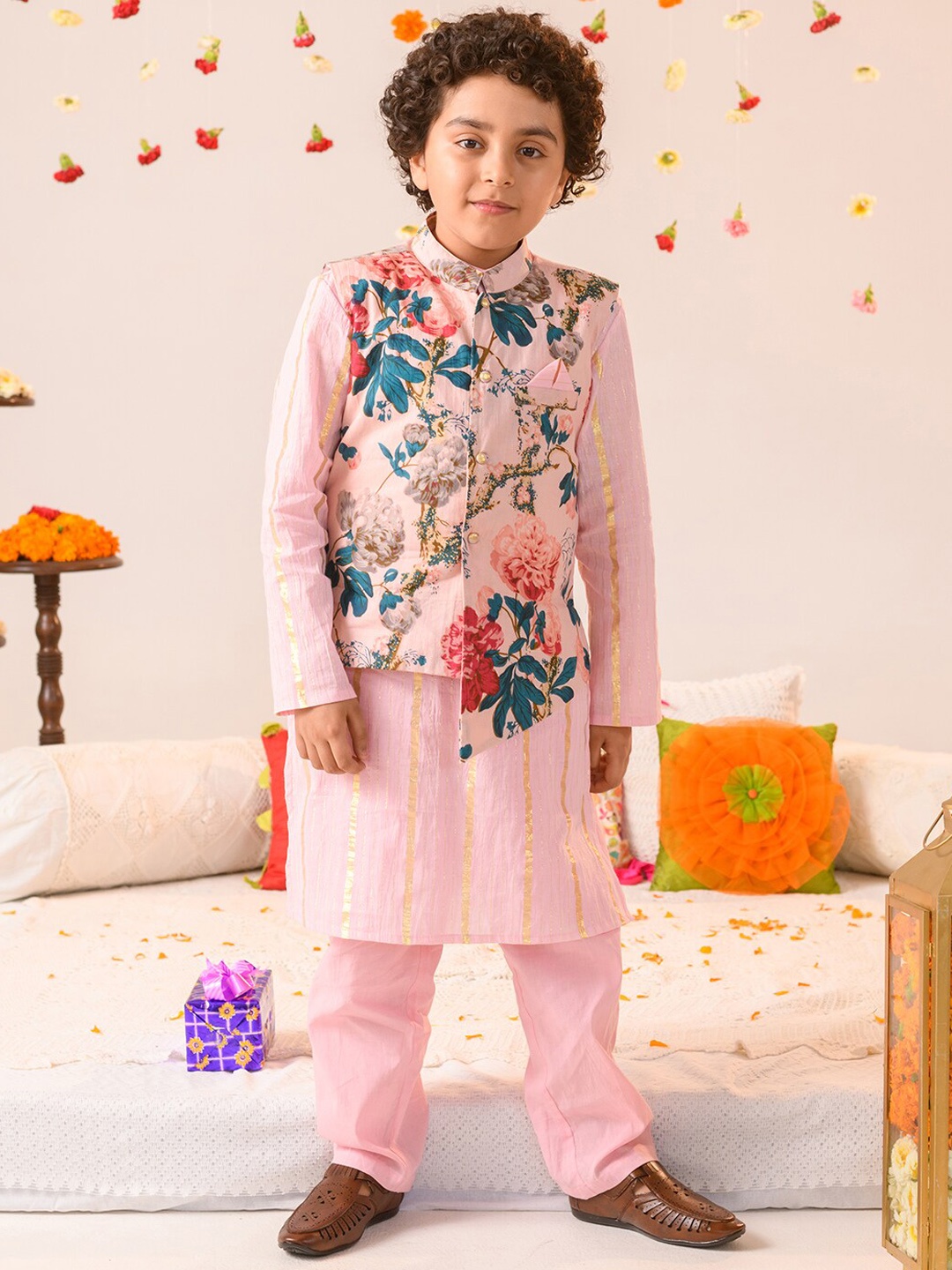 

pspeaches Boys Floral Printed Pure Cotton Kurta with Pyjamas & Jacket, Pink