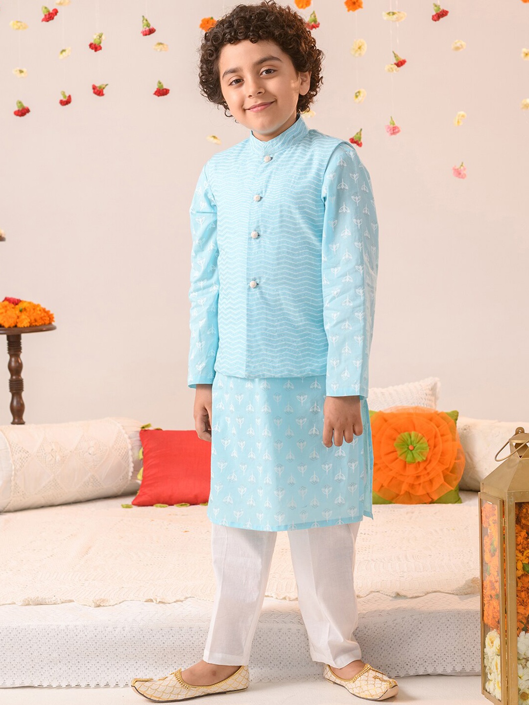 

pspeaches Boys Striped Pure Cotton Kurta with Pyjamas & Nahru Jacket, Blue