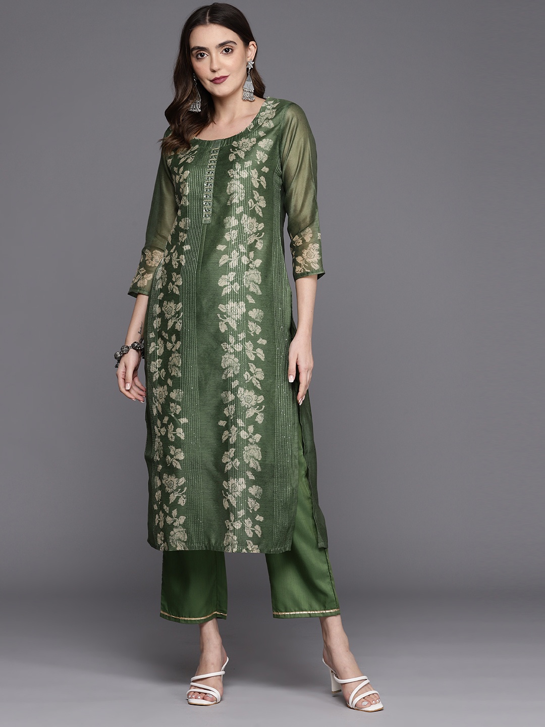 

Libas Floral Printed Regular Sequinned Kurta With Trousers, Olive