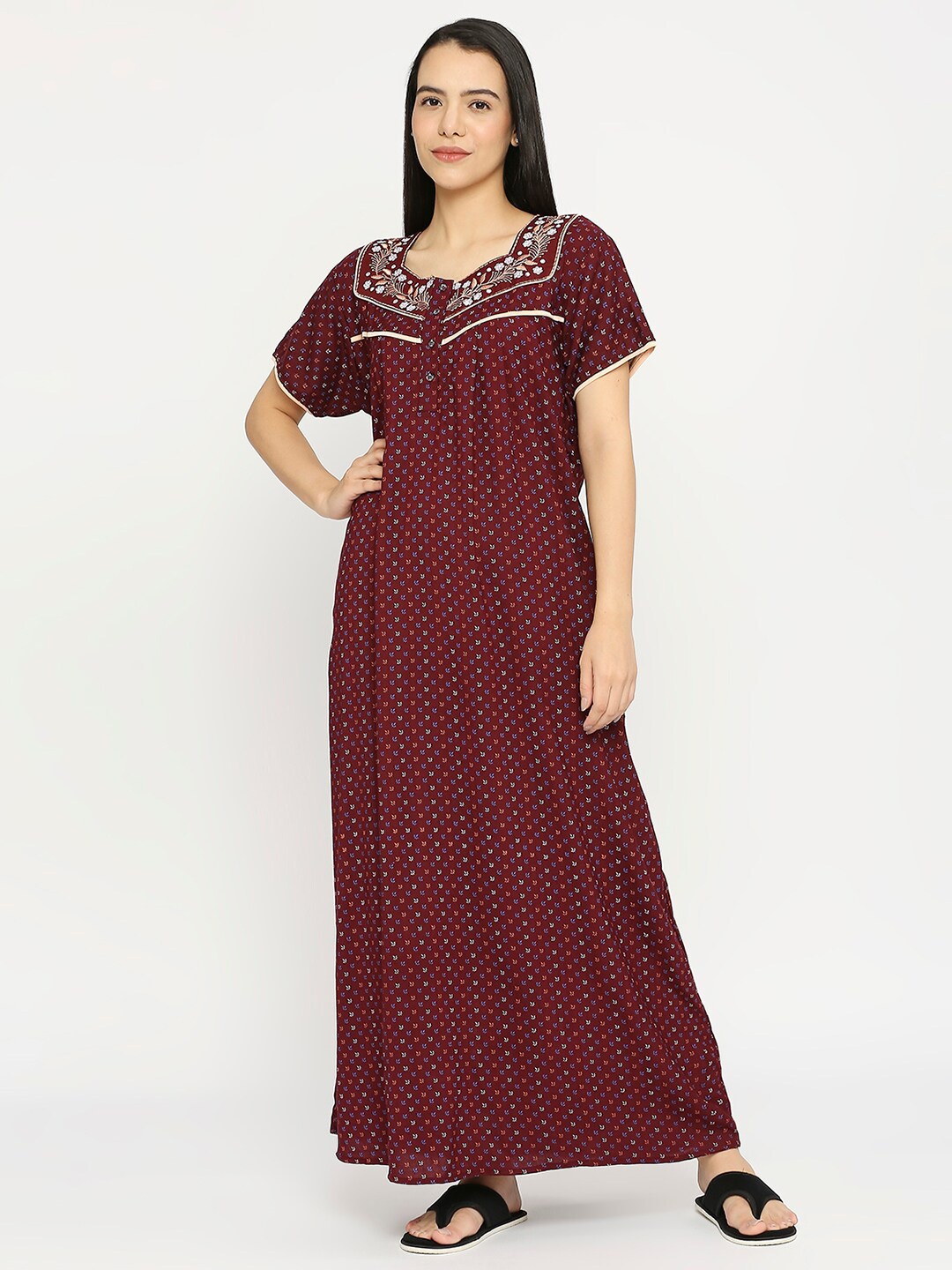 

Pretty Awesome Ethnic Motifs Printed Maxi Nightdress, Maroon
