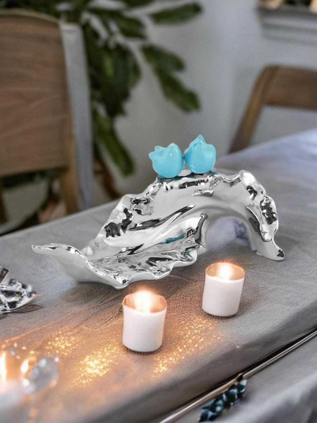

Athome by Nilkamal Green & Silver Bird On Leaf Platter