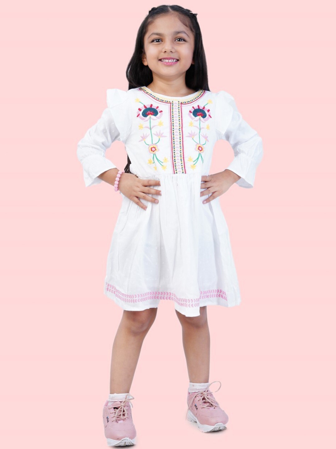

Bella Moda Girls Floral Embroidered Pure Cotton A-Line Dress, White
