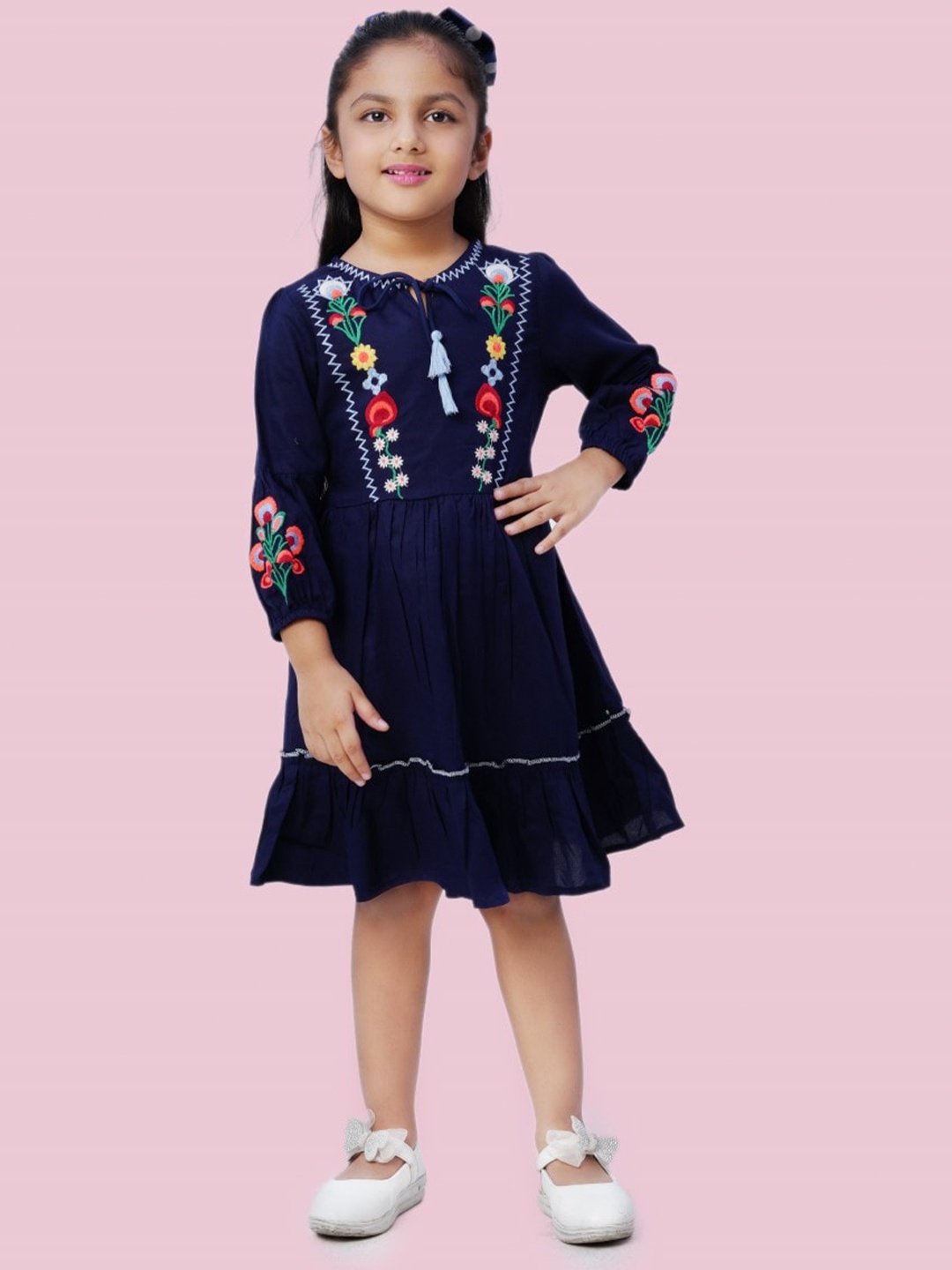 

Bella Moda Floral Embroidered A-Line Pure Cotton Dress, Navy blue