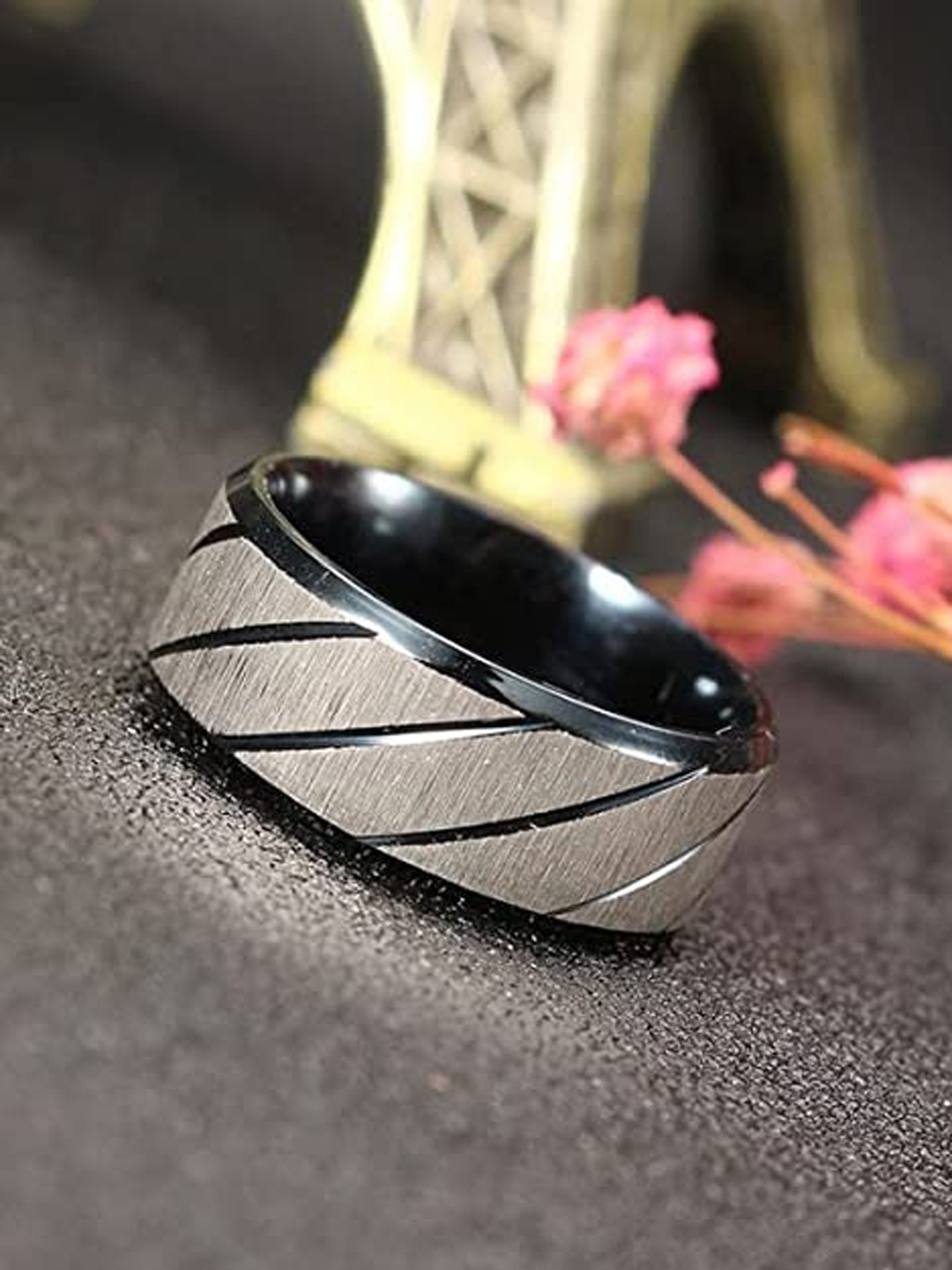 

VIEN Striped Detail Stainless Steel Finger Ring, Black