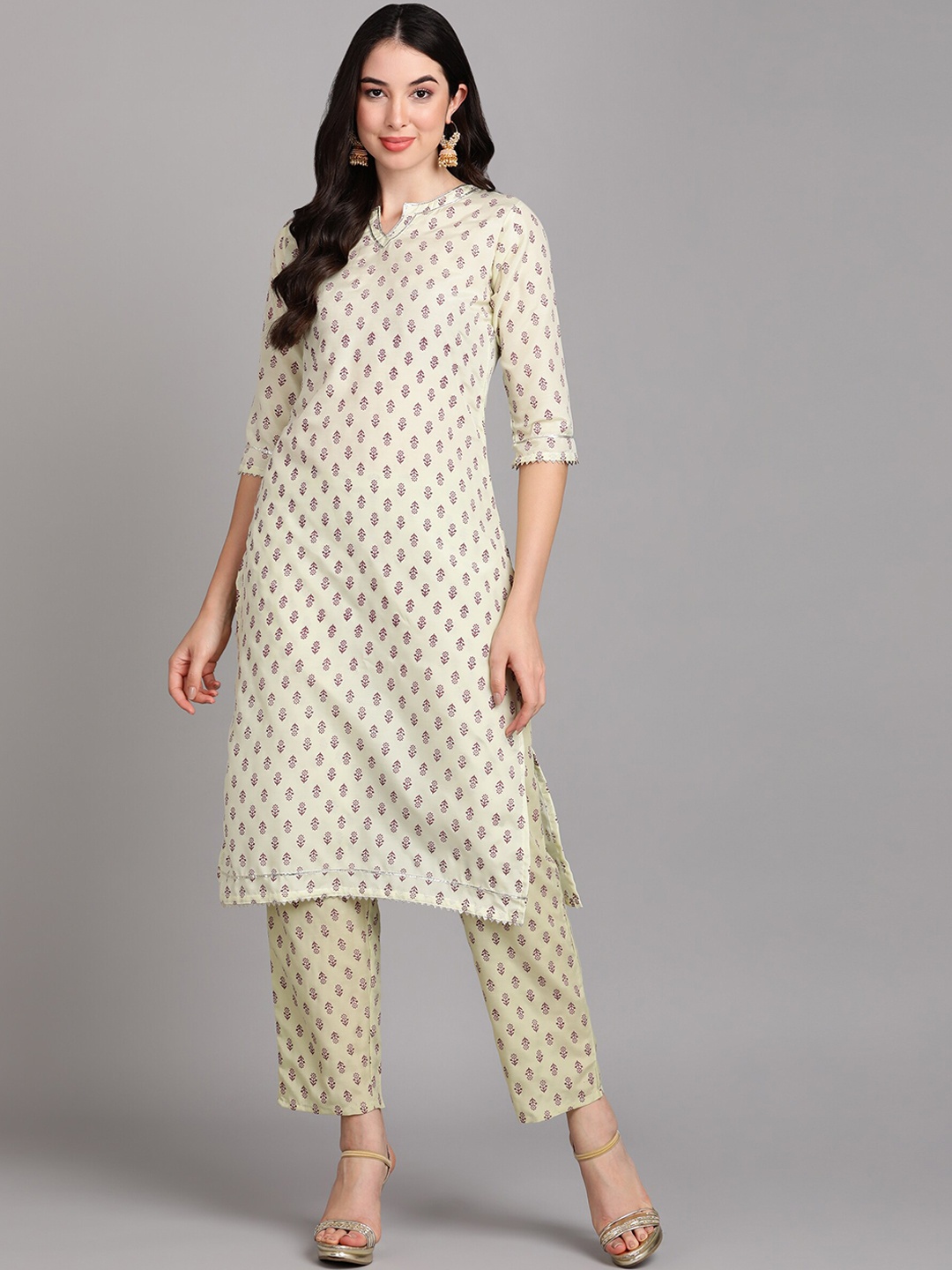 

V TRADITION Floral Printed Regular Gotta Patti Kurta With Trousers, Green