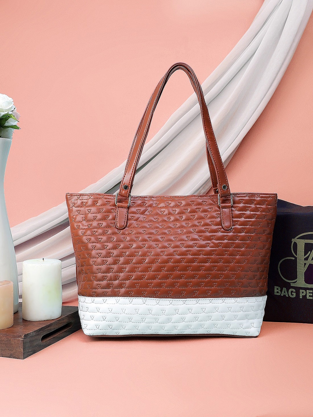 

Bag Pepper Colourblocked PU Oversized Shopper Shoulder Bag with Quilted, Tan