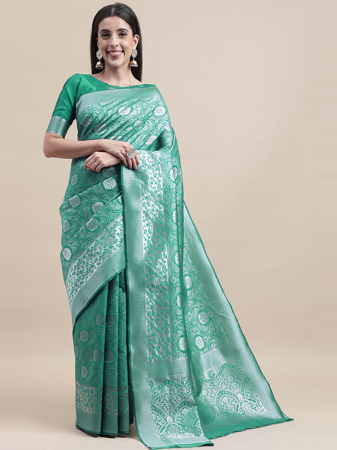 

HERE&NOW Green & Gold-Toned Floral Woven Design Zari Banarasi Saree