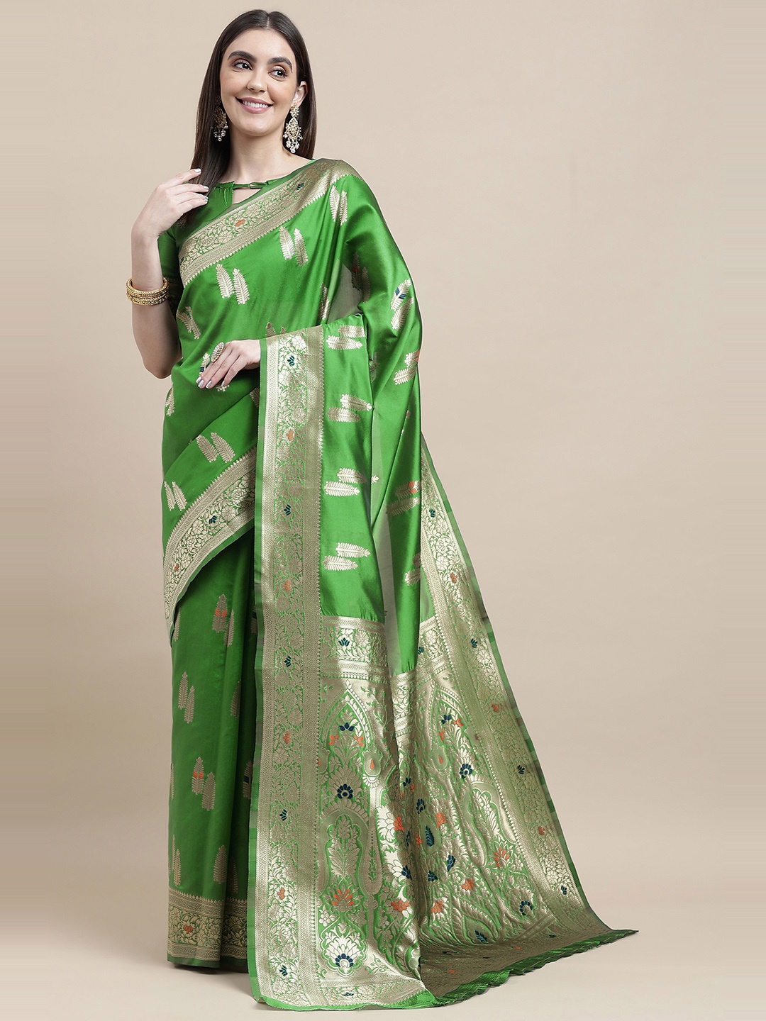 

HERE&NOW Green & Gold-Toned Ethnic Motif Woven Design Zari Kanjeevaram Saree