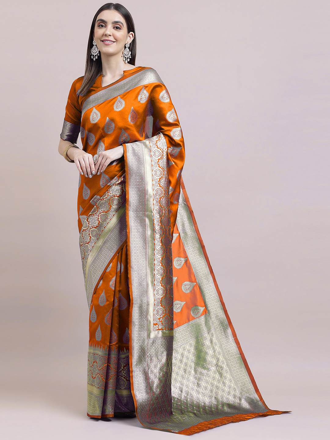 

HERE&NOW Orange & Gold-Toned Ethnic Motif Woven Design Zari Banarasi Saree