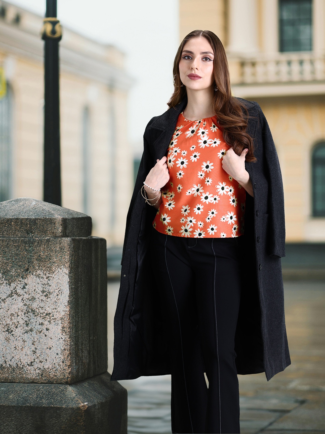 

DressBerry Floral Print Puff Sleeves Top with Gathers, Coral
