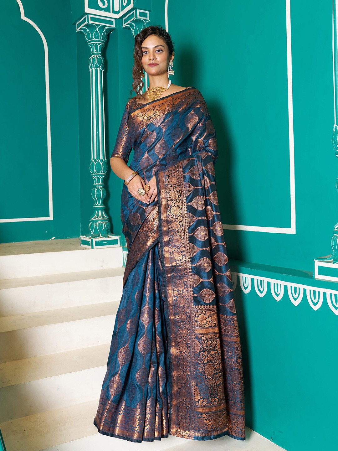 

elora Ethnic woven Woven Design Zari Banarasi Saree, Blue