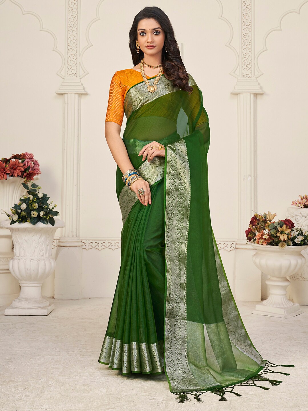 

Mitera Green & Gold-Toned Woven Design Zari Organza Saree