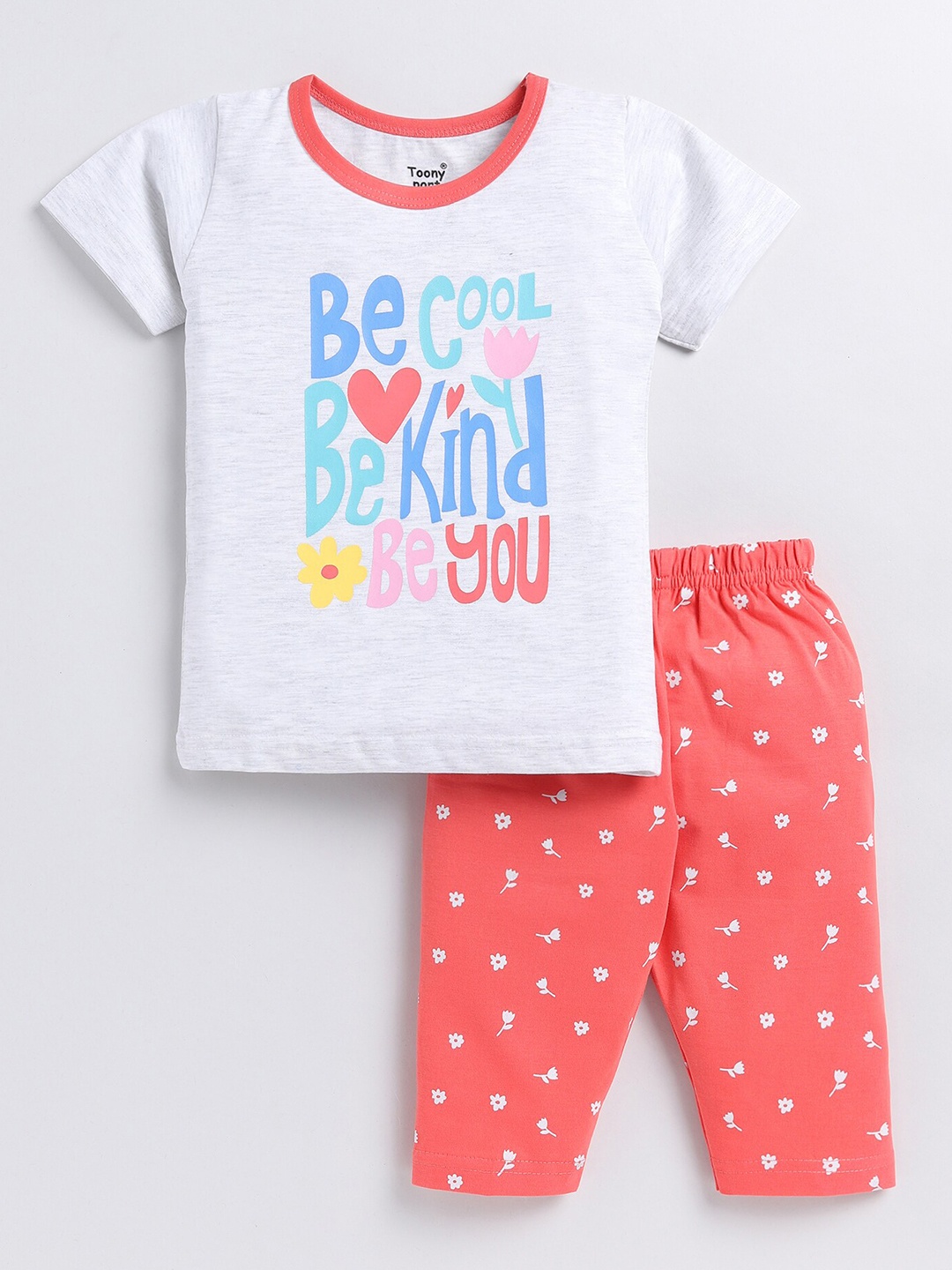 

Toonyport Girls Typography Printed T-shirt With Shorts, Grey