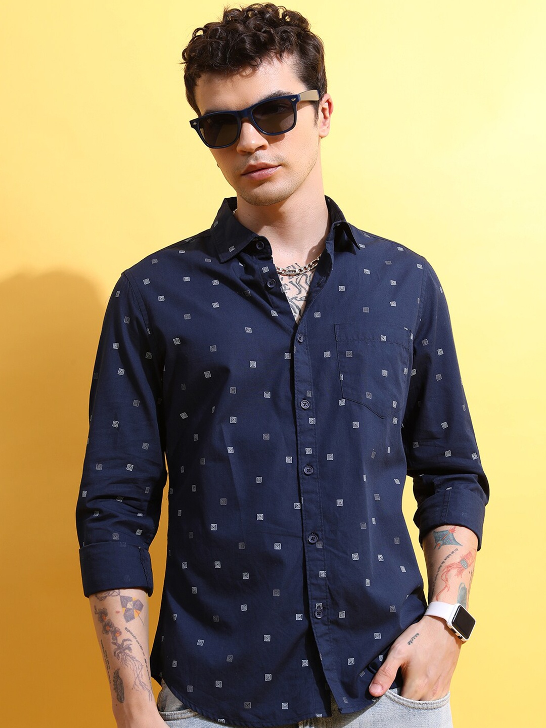 

HIGHLANDER Navy Blue Slim Fit Conversational Printed Cotton Casual Shirt