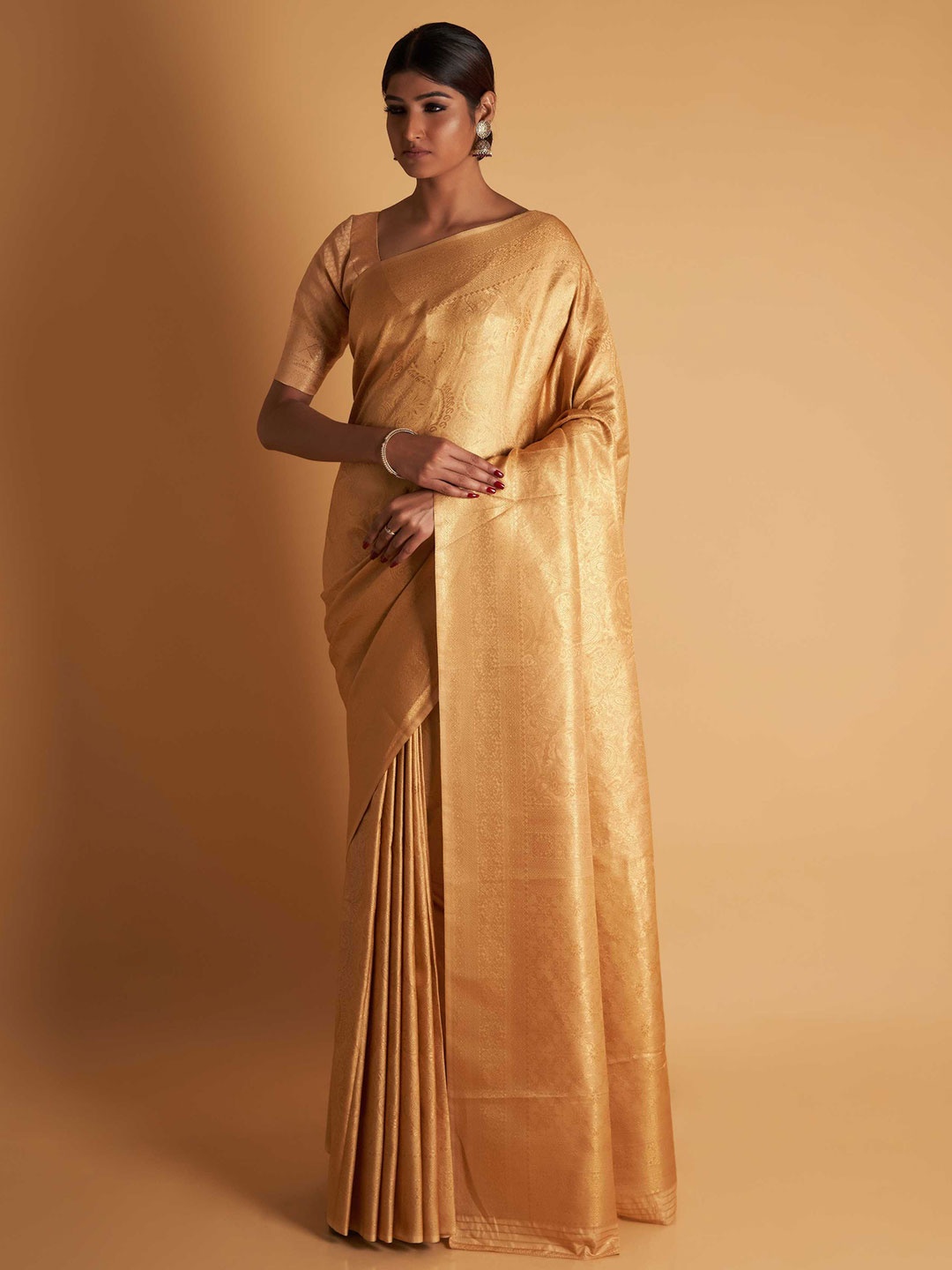 

Vardha Paisley Zari Silk Blend Kanjeevaram Saree, Beige