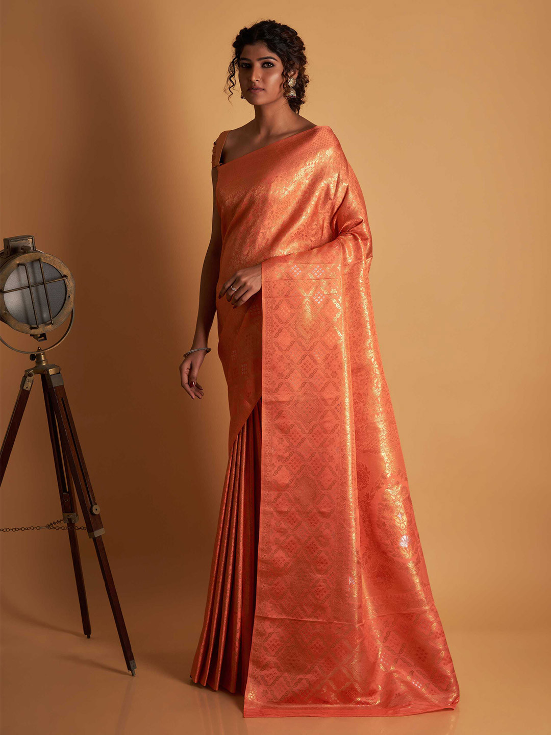

Vardha Woven Design Zari Kanjeevaram Saree, Orange