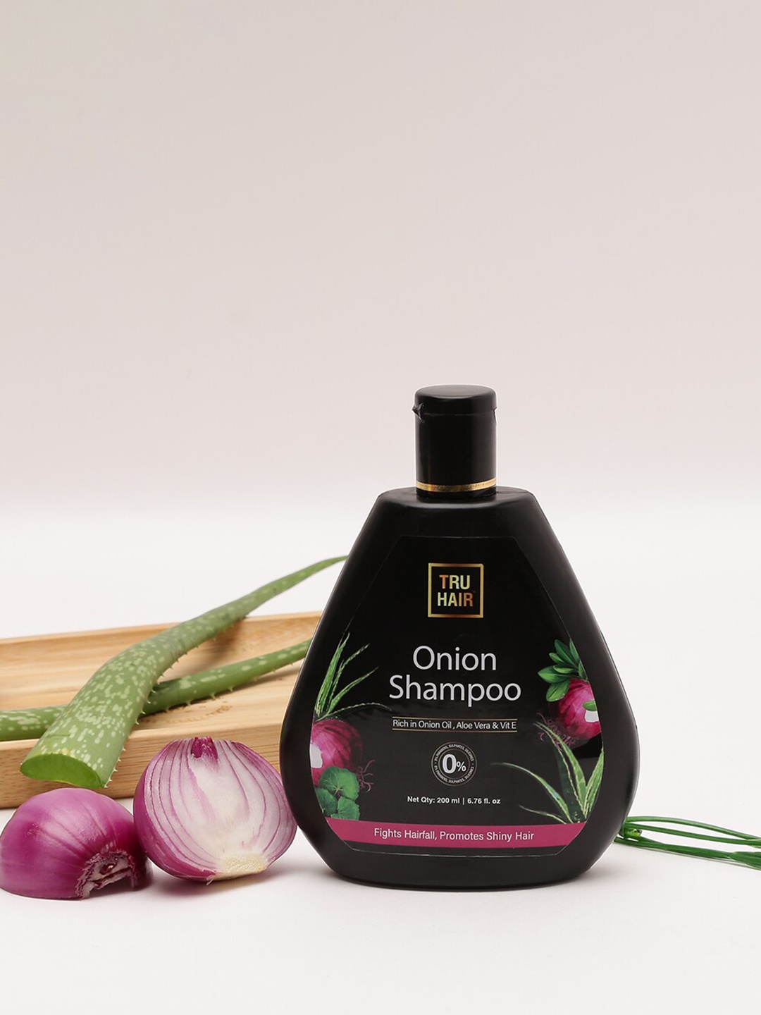 

TRU HAIR Onion Shampoo with Aloe Vera & Vitamin E - 200ml, Black