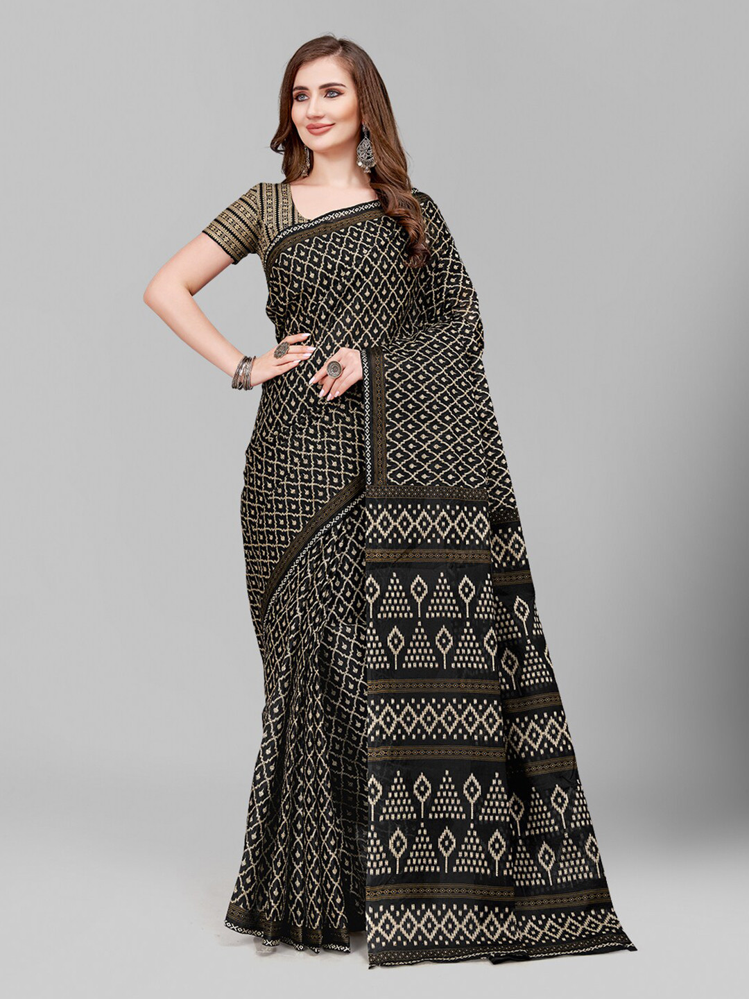 

RATAN Ethnic Printed Pure Cotton Saree, Black