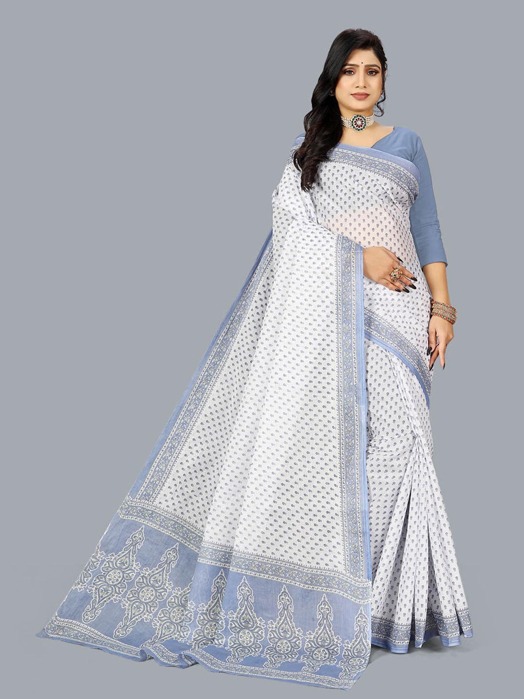 

RATAN Floral Printed Pure Cotton Saree, White