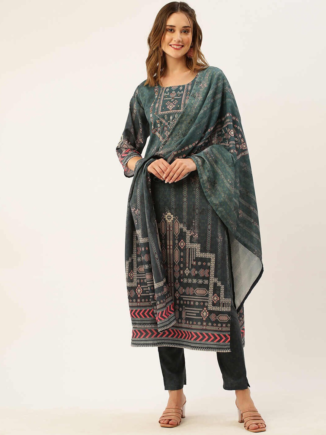 

ZOLA Blue Geometric Printed Pure Cotton Kurta With Trousers & Dupatta