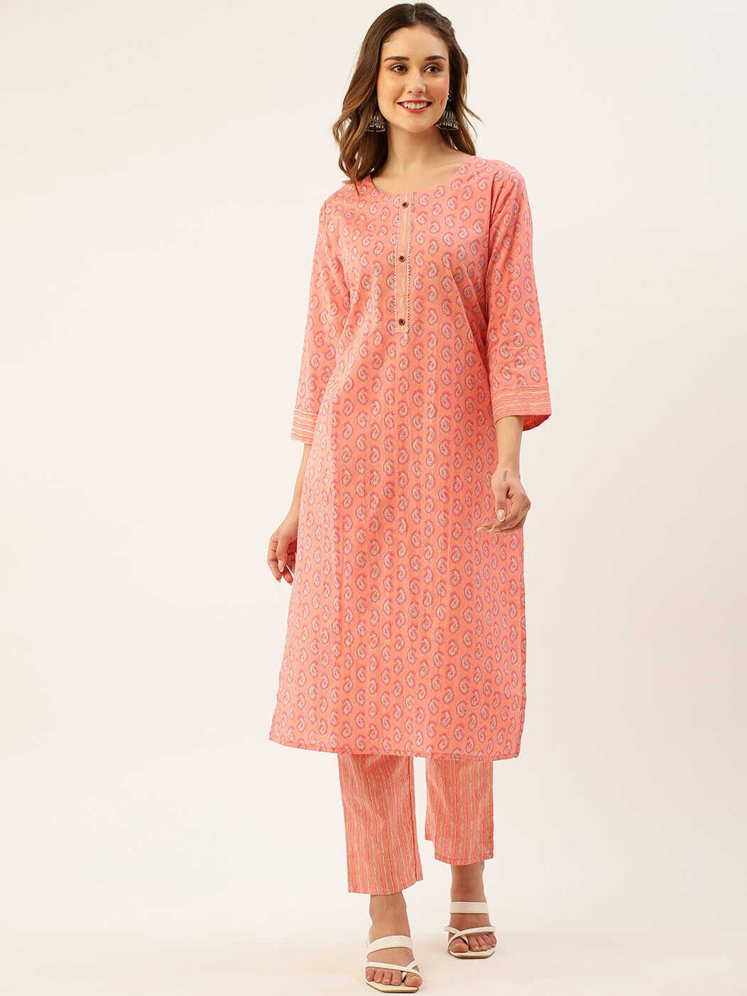 

ZOLA Peach-Coloured Paisley Printed Regular Pure Cotton Kurta with Trousers